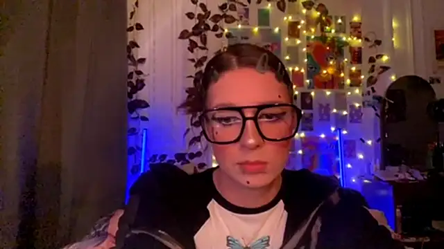 moonvampiq online show from February 26, 11:10 pm