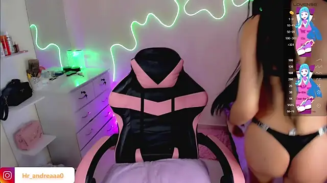 IamAndrea01 online show from July 5, 2:49 am