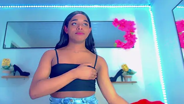 Nashla D - online show from April 15, 10:32 pm