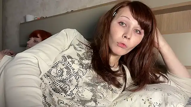 AlexaGudz online show from August 4, 4:13 pm