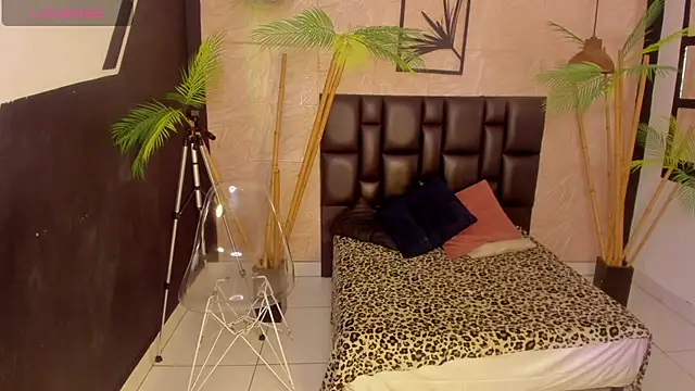 Epril Zoyert online show from April 22, 2:18 am