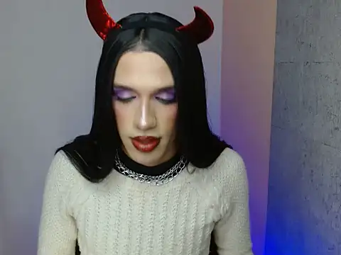Sofia420 online show from May 31, 9:27 pm