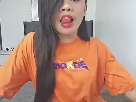 YunaBigCock online show from July 5, 8:54 am