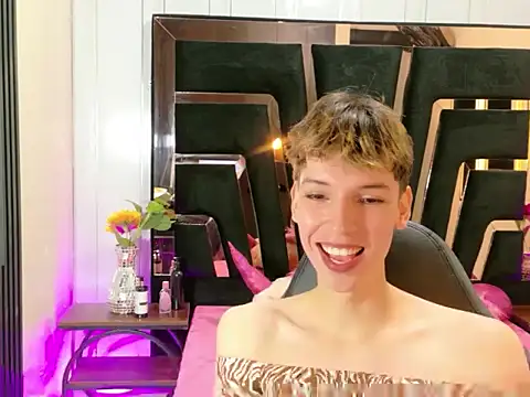 Stefany PiInk online show from March 16, 12:31 pm