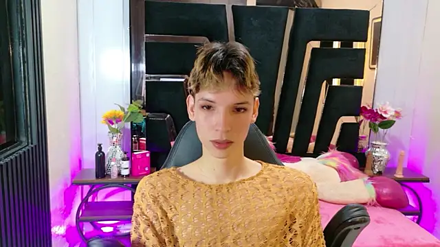 Stefany PiInk online show from March 17, 12:40 pm