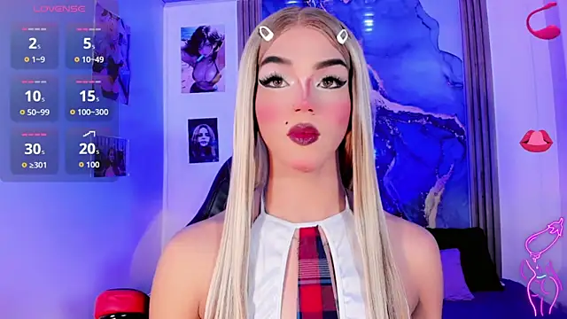 blonde queen- online show from June 29, 7:24 pm