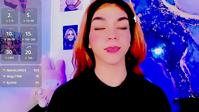 blonde queen- online show from July 17, 7:09 pm