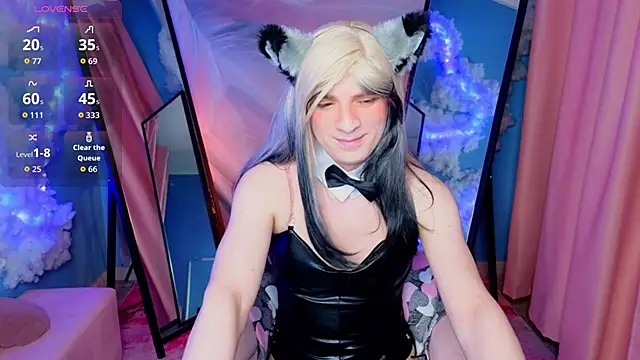 FoxIsPuff online show from April 15, 8:42 pm