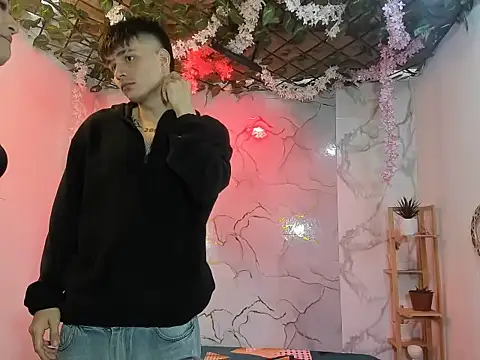 Nahomi hot 77 online show from July 6, 1:18 pm