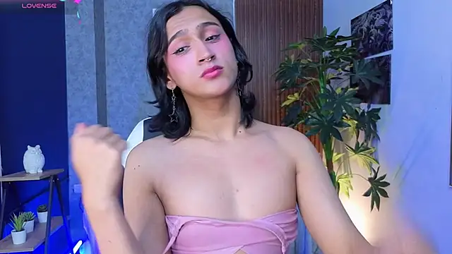 Zoee Kiss  online show from July 12, 8:07 am