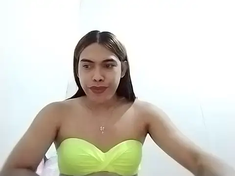 goddessriri01 online show from June 23, 9:01 pm