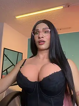 Honey  kiss online show from June 14, 2:24 am