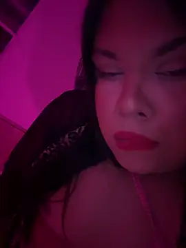 NicoleBBigAss online show from May 20, 11:33 pm
