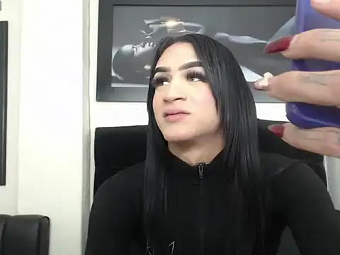 karla lovera online show from July 31, 9:04 pm