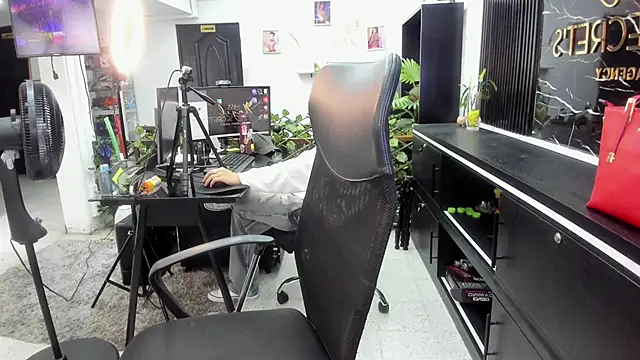 Miss KhalifaDoll online show from April 10, 4:29 am