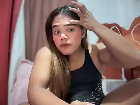 yourhotwild bella online show from April 24, 12:46 am