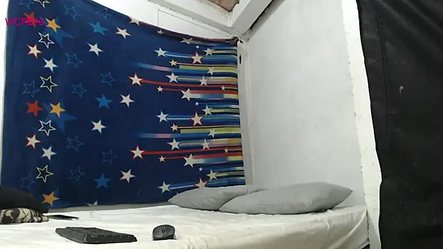 BarbieNaughtyTS online show from April 15, 1:33 am