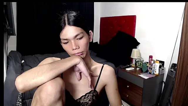 hikarilust23xx online show from June 10, 8:19 pm