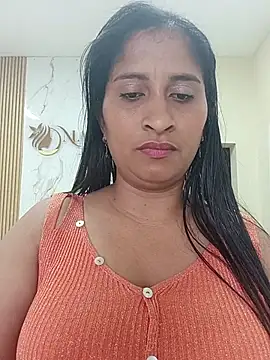 SofiaMendez1  online show from June 9, 2:27 pm