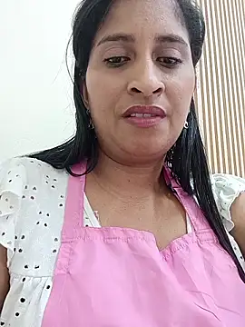 SofiaMendez1  online show from June 10, 2:49 pm