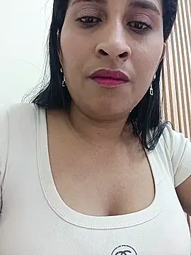 SofiaMendez1  online show from June 17, 3:35 pm