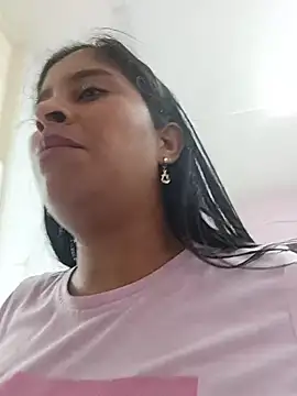 SofiaMendez1  online show from July 27, 1:29 pm