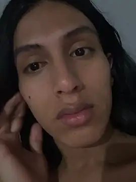 luna duque online show from June 23, 3:31 pm