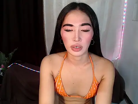 urasiankylie online show from June 26, 5:34 am