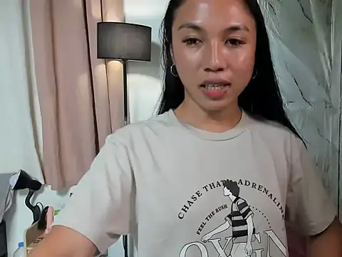 camilla wild online show from May 16, 2:20 am