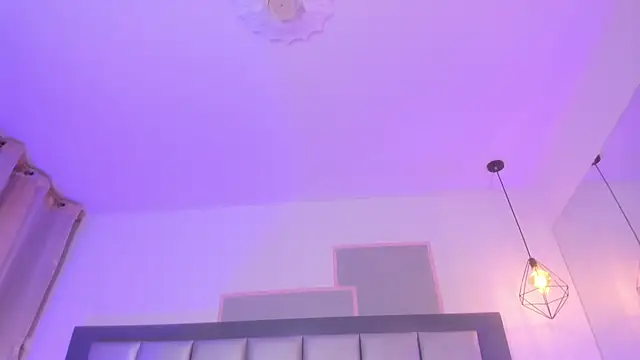 Maddie Ray online show from July 14, 3:33 am