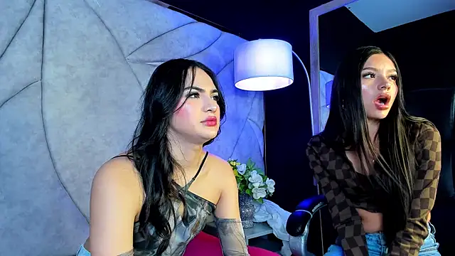 Kimora Blaze online show from April 15, 8:20 pm