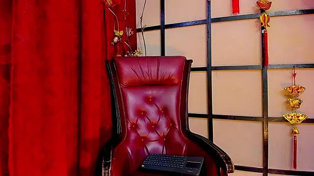 Mia dasilva  online show from July 28, 7:15 pm
