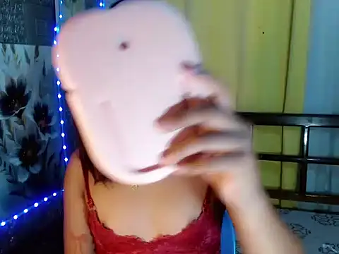 naomi scarlet online show from July 25, 5:44 pm