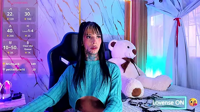 Dafne kee online show from April 8, 10:22 pm