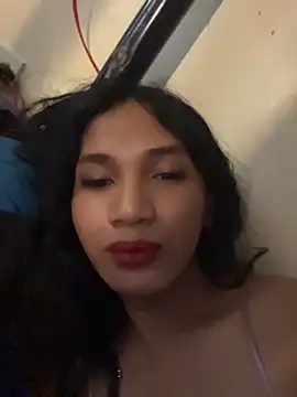 slutty aki online show from June 13, 2:55 am