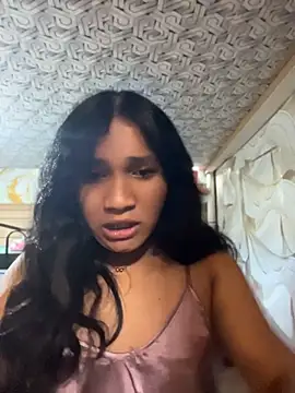 slutty aki online show from July 7, 7:23 am