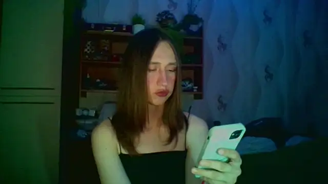 yullinka online show from April 12, 11:30 pm