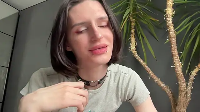Niky Long online show from June 2, 1:35 pm