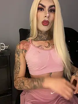 valen lewiiz online show from August 3, 1:50 pm