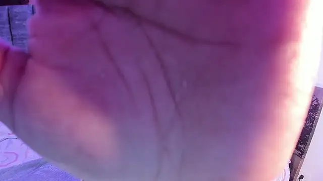 nicolebrunett online show from July 12, 6:28 am