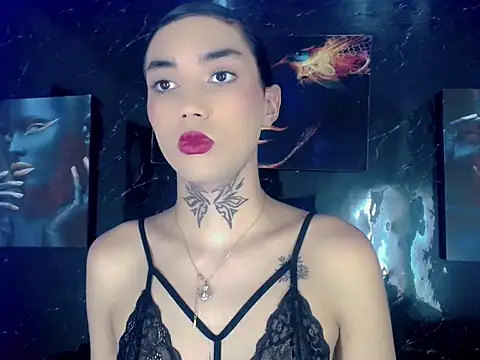 Darianna A online show from June 4, 2:42 pm