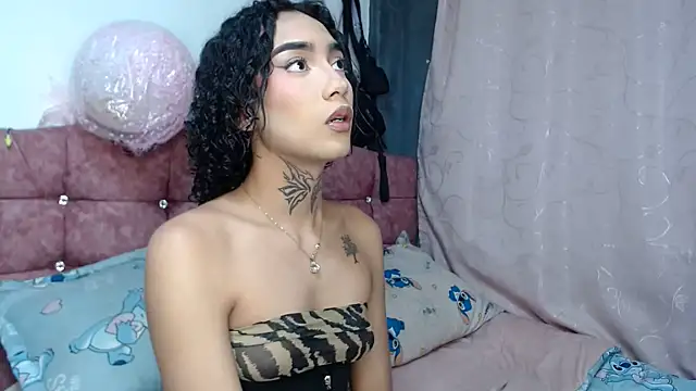 Darianna A online show from July 2, 7:19 pm