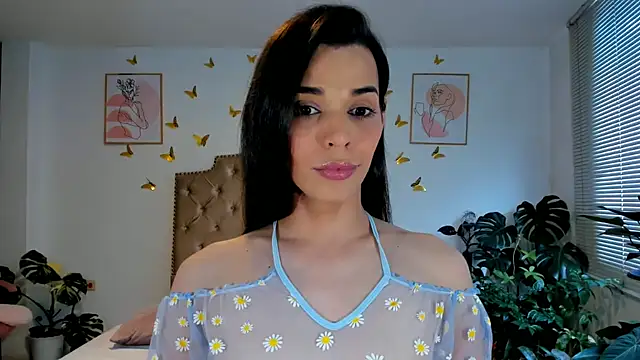 bella grego online show from June 11, 8:07 pm