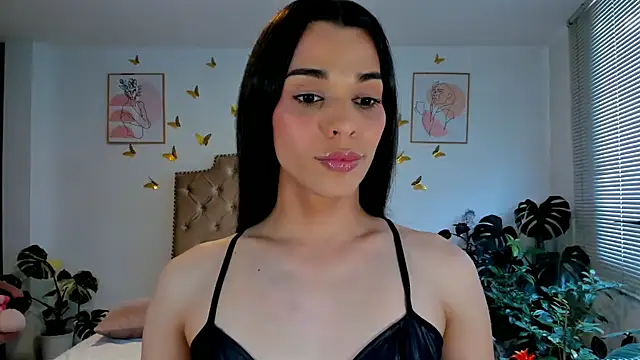 bella grego online show from July 5, 6:25 pm