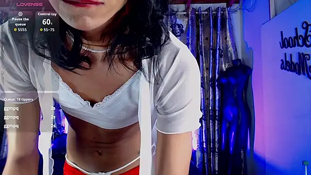 Hecate doll online show from June 11, 12:32 am