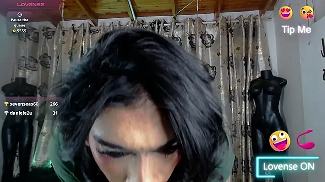 Hecate doll online show from July 28, 7:39 pm