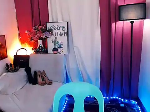 SWEETBELLA69 online show from July 28, 4:39 pm