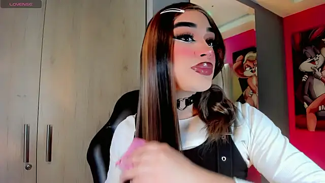 Camila Vasquezz1 online show from July 10, 11:36 am