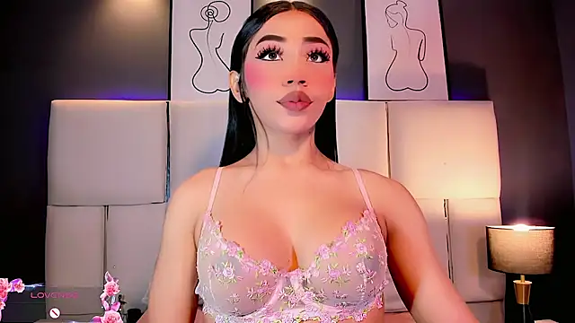 Aleisha Beaumont online show from August 3, 9:21 pm