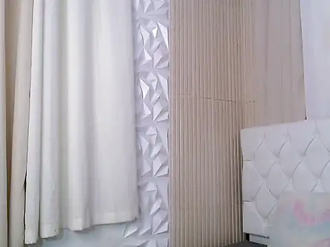 twerkitlike twinkle online show from July 26, 10:44 am